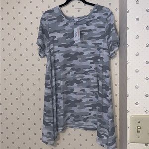 Large LulaRoe Melissa Tunic